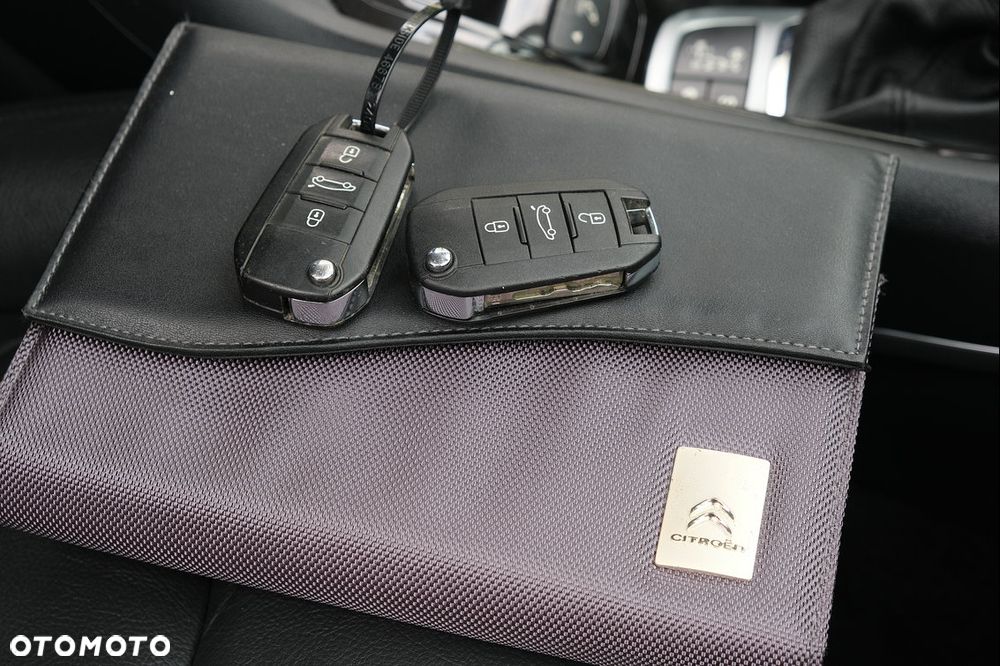 Citroën C5 HDi 165 FAP CrossTourer - 34