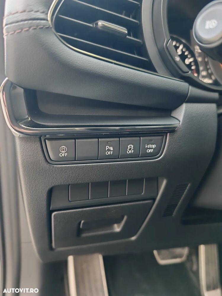 Mazda 3 e-Skyactiv X186 AT MHEV GT+ - 11