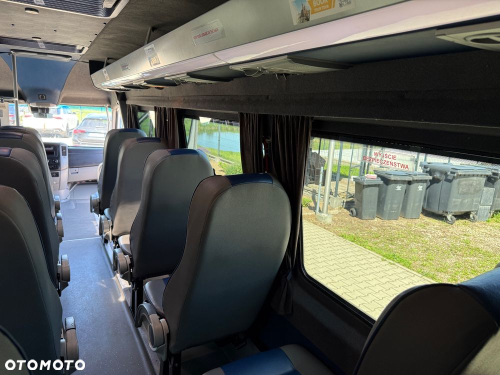 Mercedes-Benz Sprinter 519 3.0 V6 21 miejsc - 23