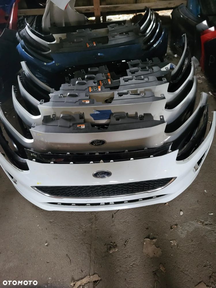 Ford Fiesta Mk8 1.1 17r- pas przedni kompletny zderzak maska lampy - 5