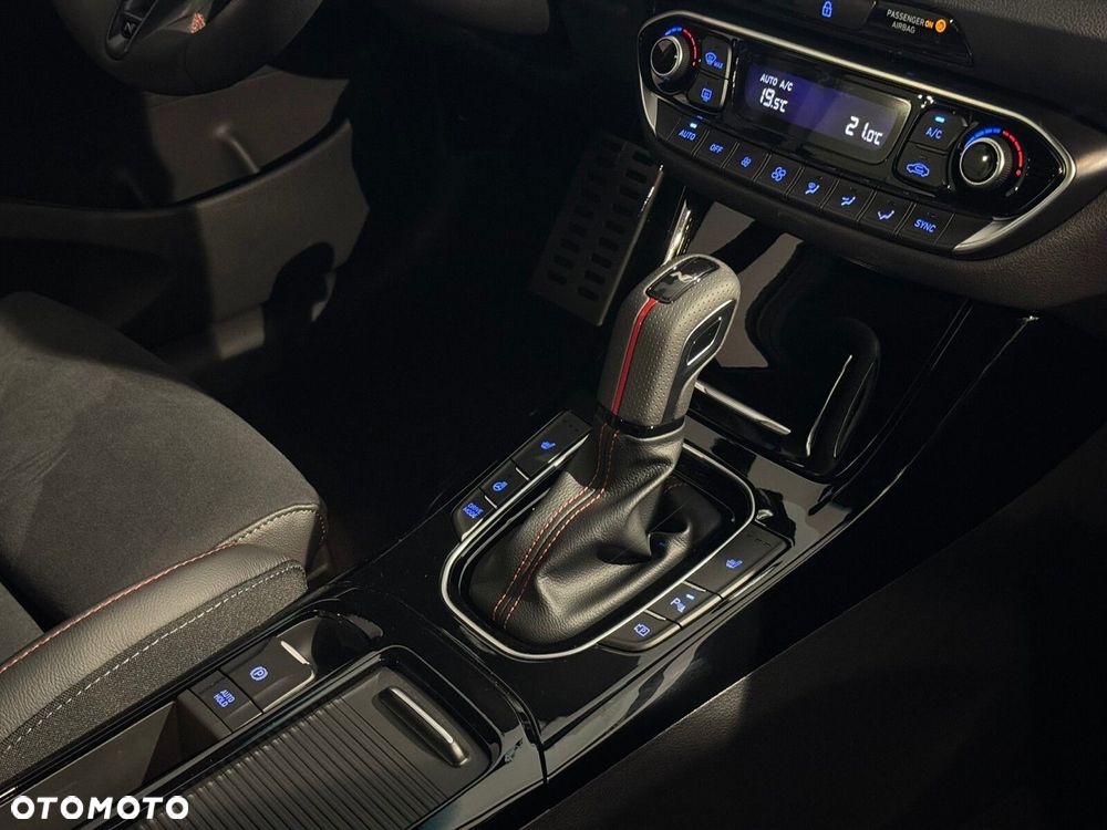 Hyundai i30 - 16