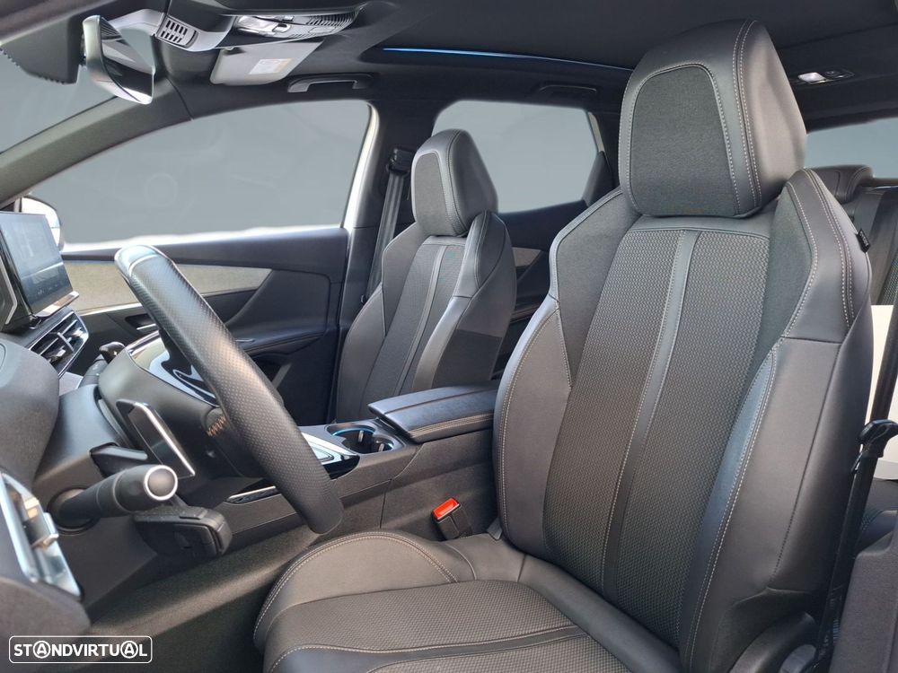 Peugeot 3008 1.5 BlueHDi GT EAT8 - 11