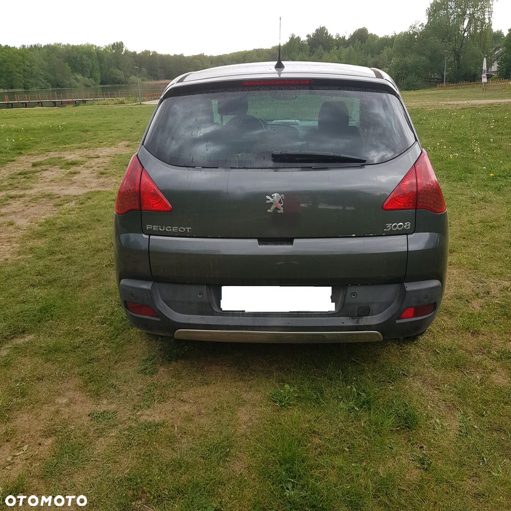 Peugeot 3008 HDi 150 Active - 4