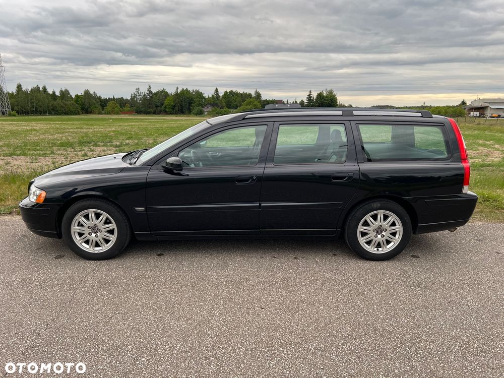 Volvo V70 D5 Momentum - 9