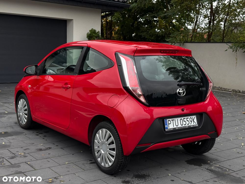 Toyota Aygo x-play - 10
