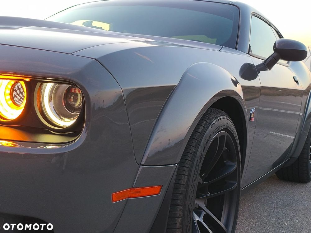 Dodge Challenger 6.4 Scat Pack Widebody - 9