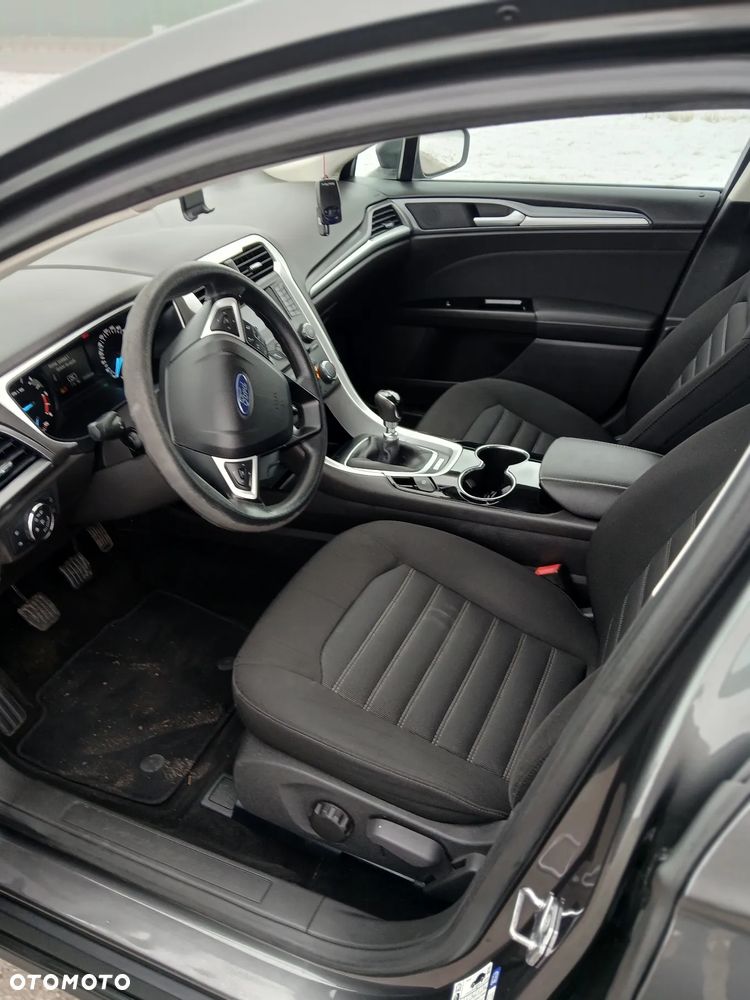 Ford Mondeo 2.0 TDCi Trend - 12