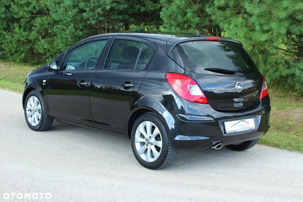 Opel Corsa 1.4 16V Innovation - 13