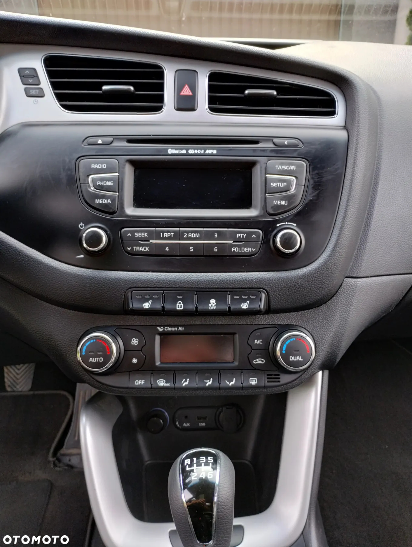 Kia Ceed 1.6 CRDi 128 ISG SW Spirit - 26