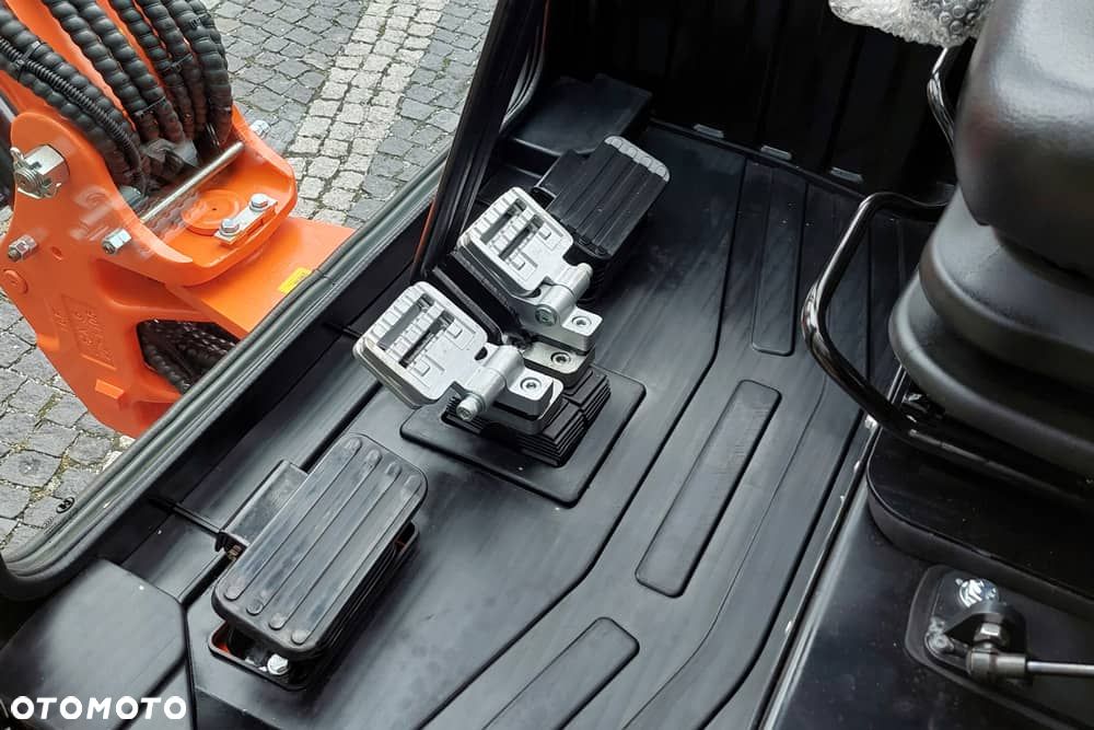 Lonking CDM6020 - 13