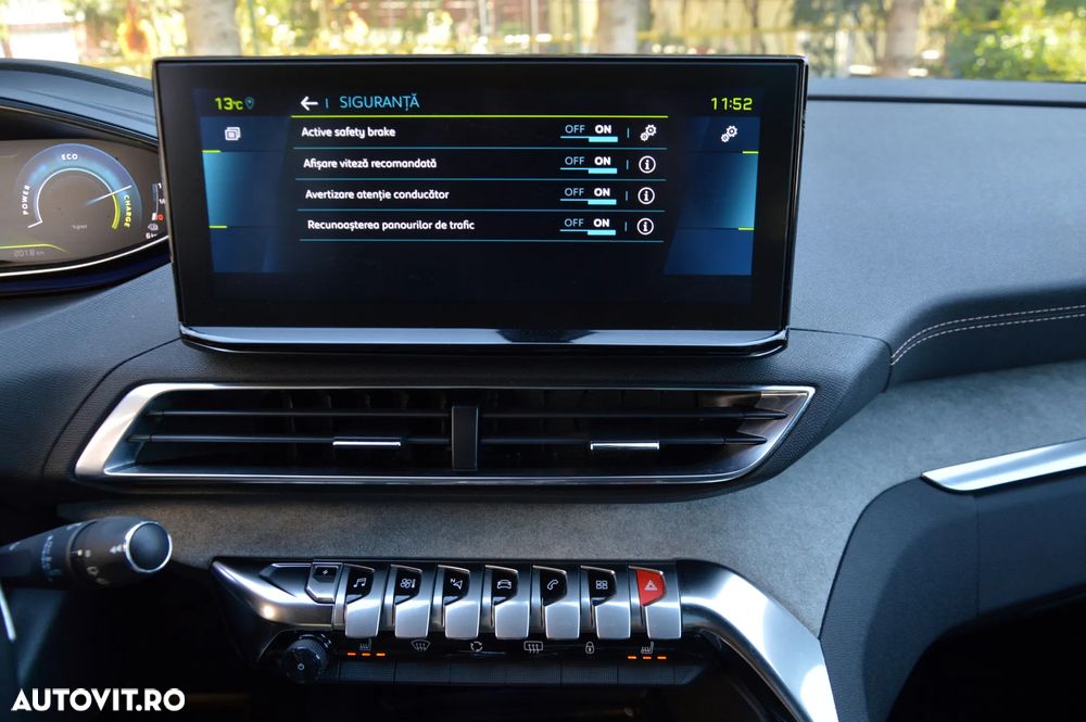 Peugeot 3008 PHEV 300 EAT8 4X4 GT - 23