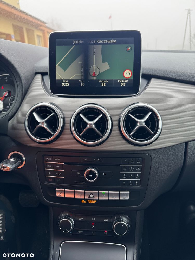 Mercedes-Benz Klasa B - 24