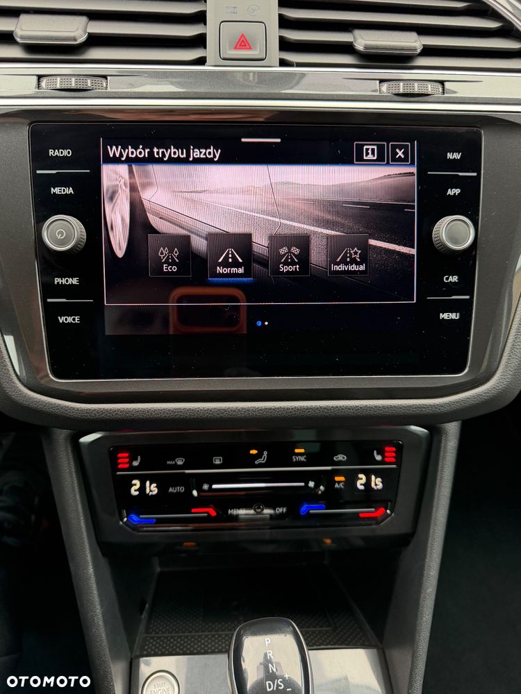 Volkswagen Tiguan 2.0 TDI SCR DSG ACTIVE - 22