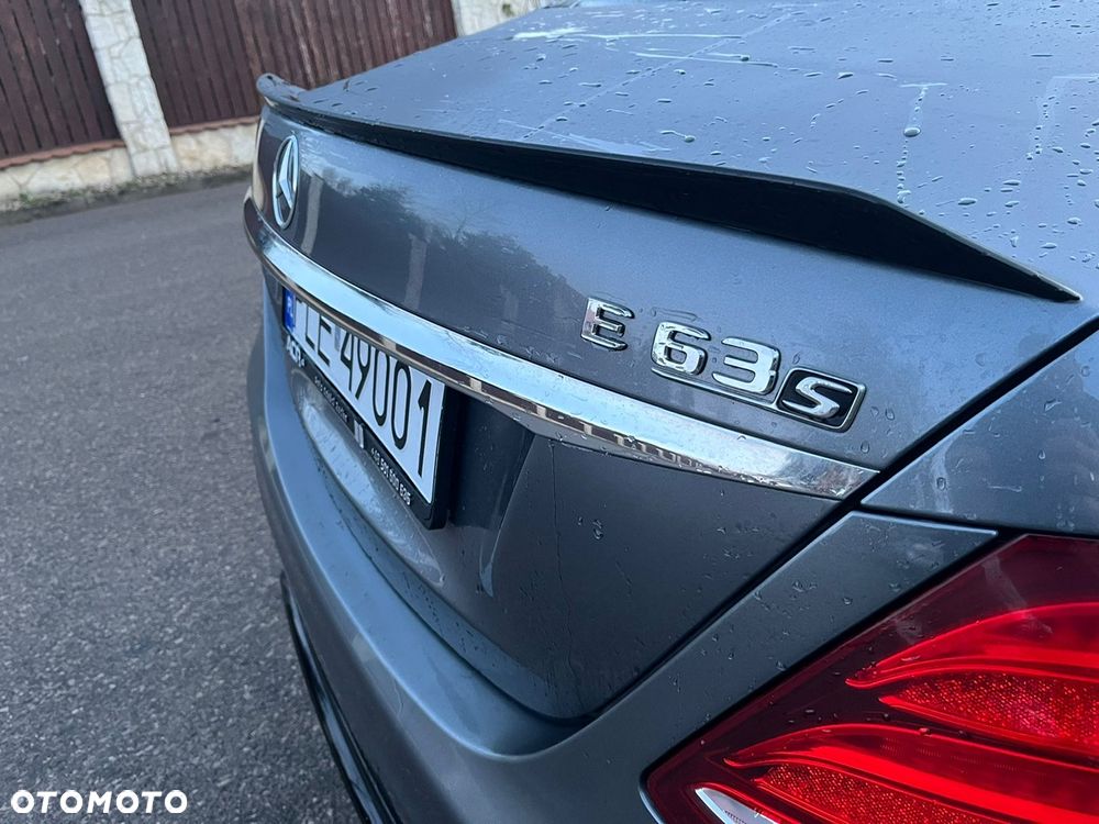 Mercedes-Benz Klasa E AMG 63 S 4Matic+ AMG Speedshift MCT-9G - 12