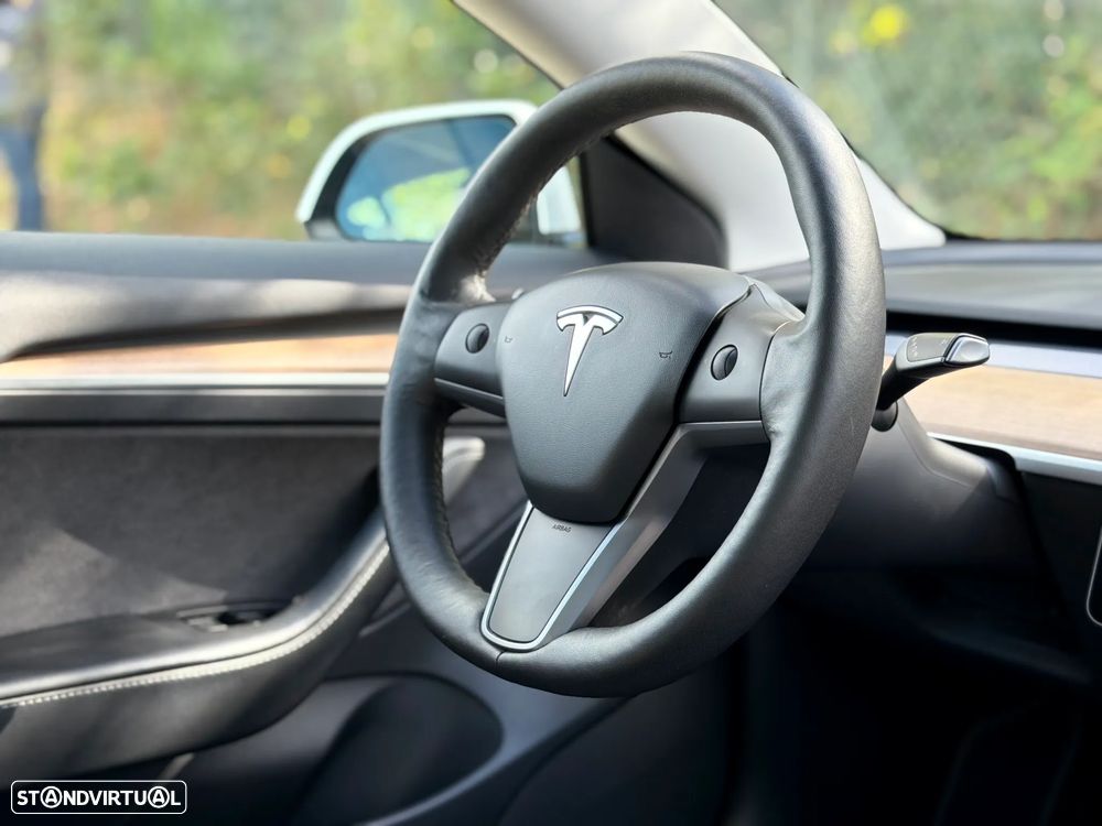 Tesla Model 3 Tração Traseira Premium - 22