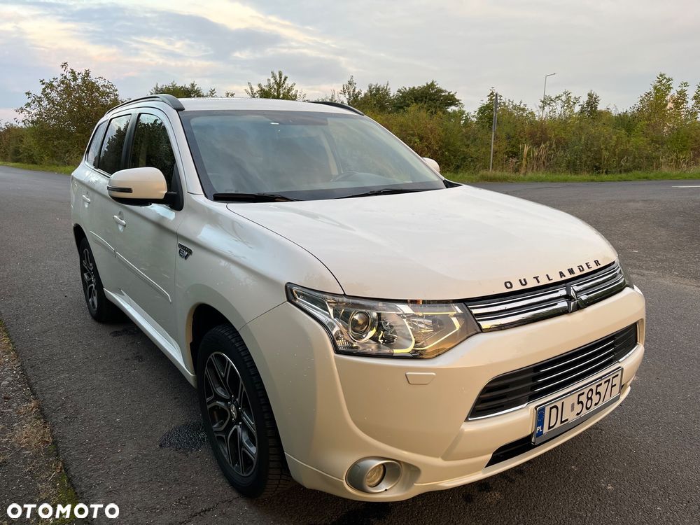 Mitsubishi Outlander PHEV Instyle NAVI - 7