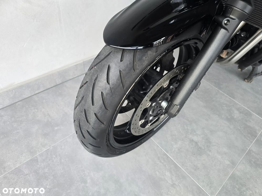 Suzuki Bandit - 20