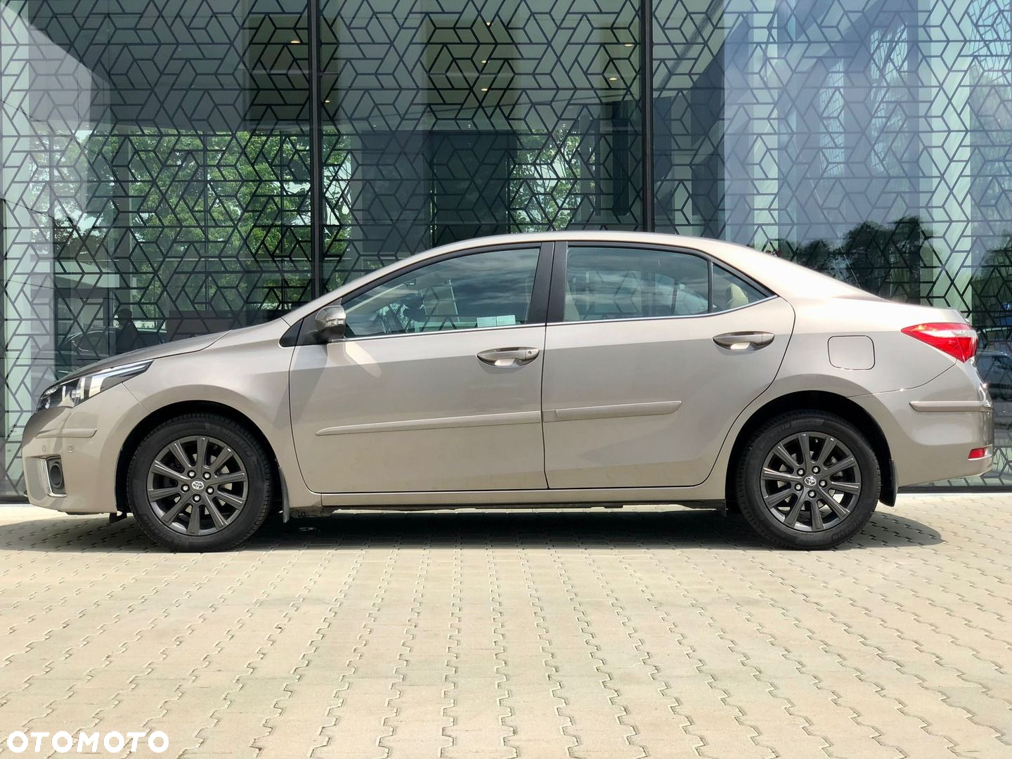 Toyota Corolla 1.6 Premium EU6 - 3
