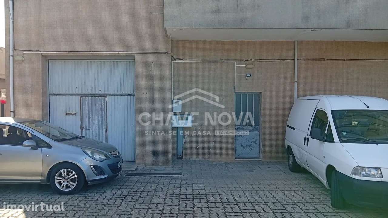 Garagem em Vilar do Paraíso - Grande imagem: 2/4