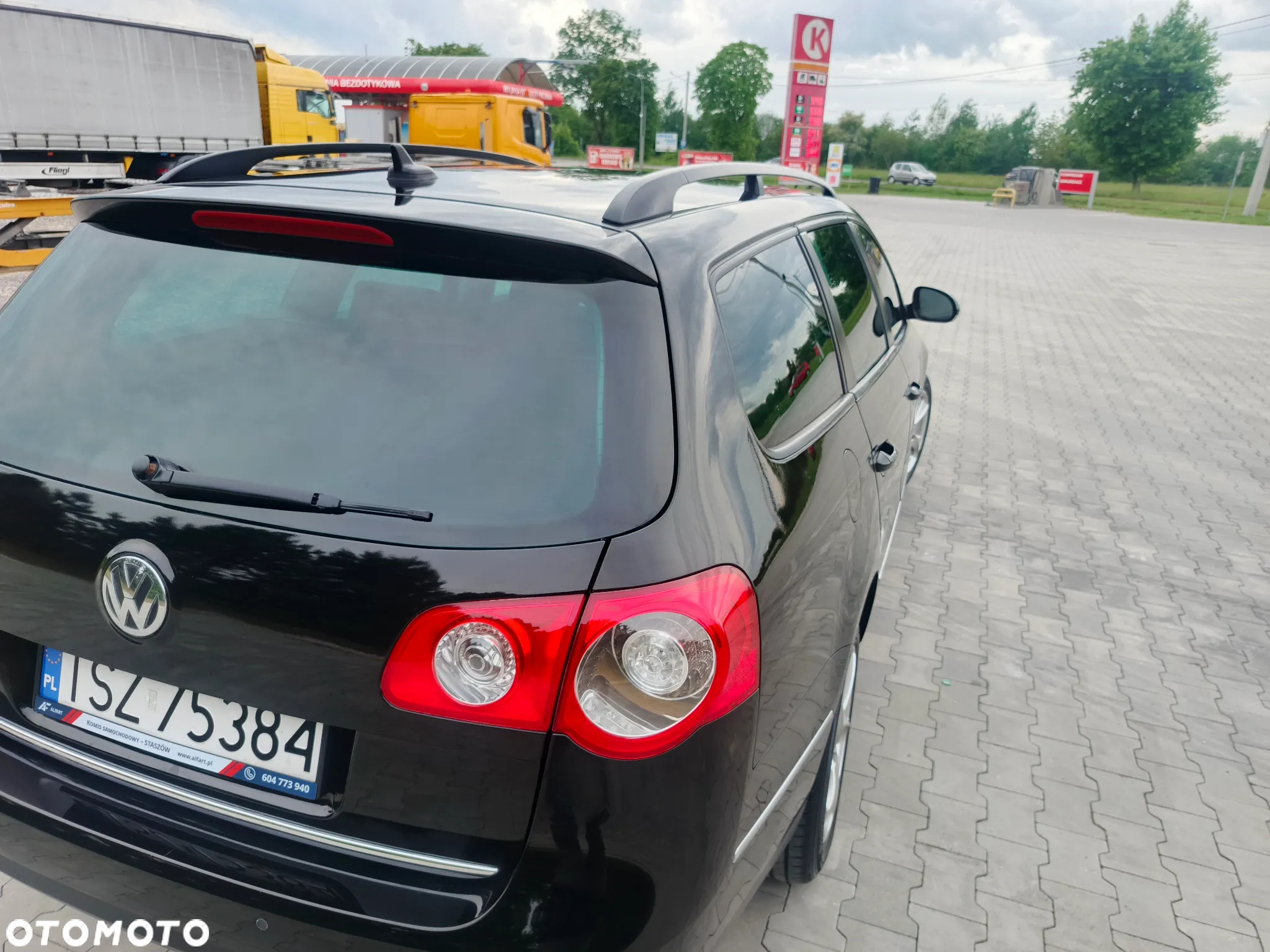 Volkswagen Passat 2.0 FSI Comfortline - 12