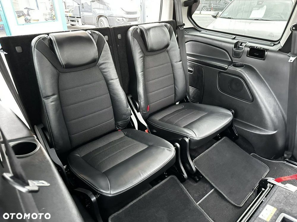 Ford Galaxy - 8