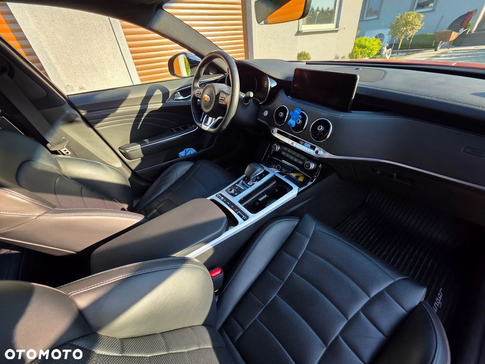 Kia Stinger 3.3 T-GDI V6 GT Prestige Line AWD - 12