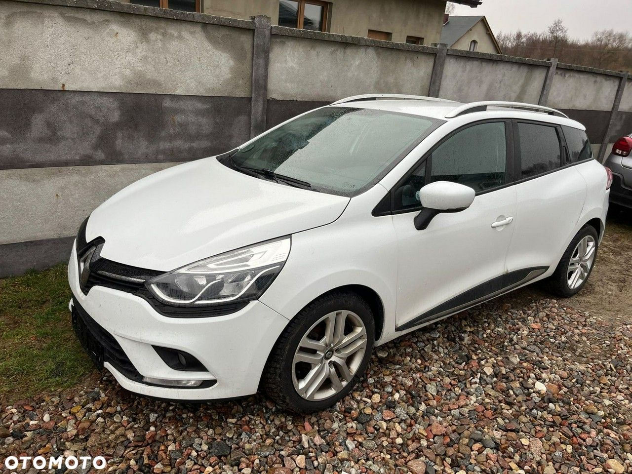 Renault Clio - 1