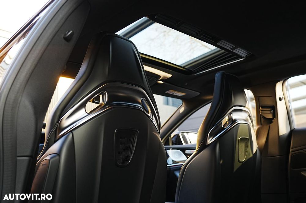 Mercedes-Benz AMG GT 4-door Coupe 63 4Matic Speedshift MCT 9G - 38