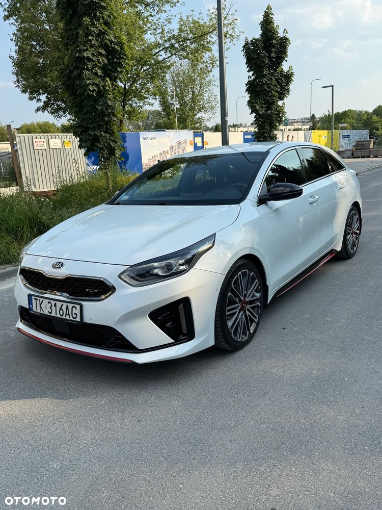 Kia ProCeed - 1