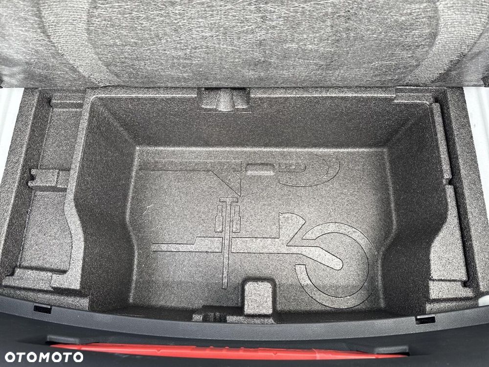 Skoda Octavia 1.5 TSI mHEV Selection DSG - 29