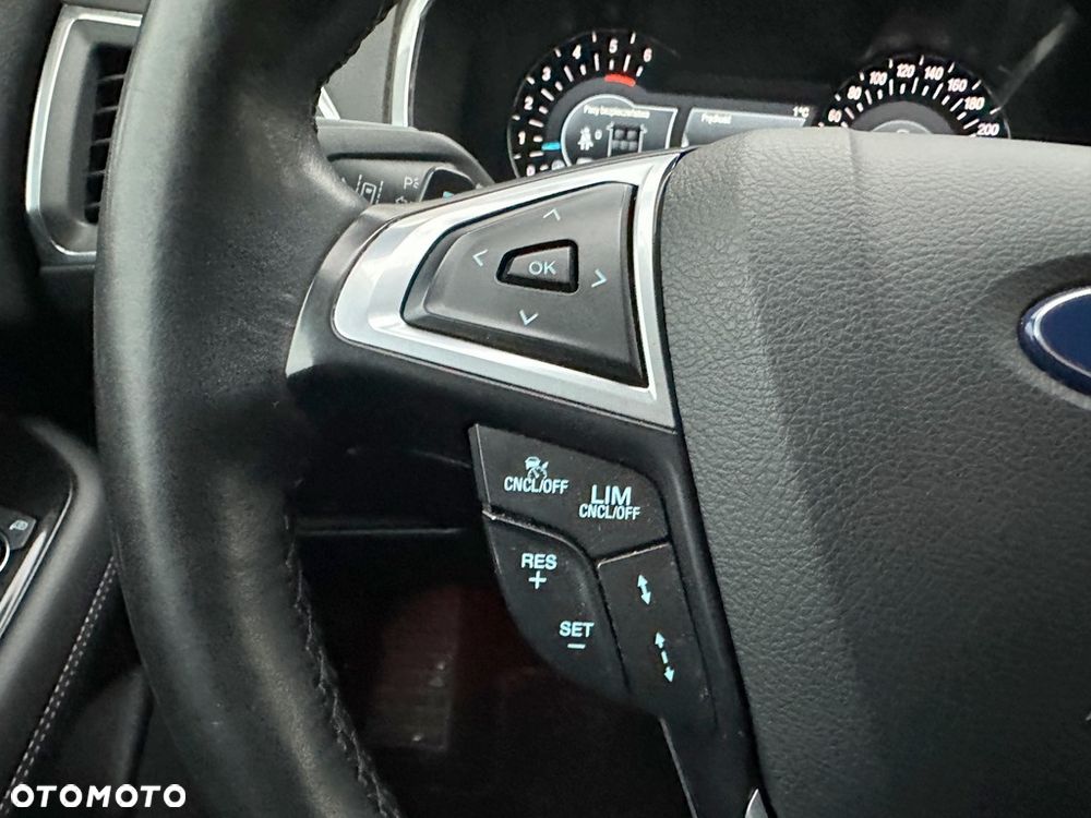 Ford S-Max 2.0 EcoBlue Titanium - 12