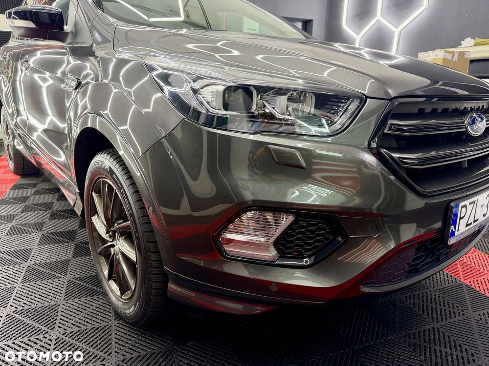 Ford Kuga 1.5 EcoBoost 2x4 ST-Line - 1