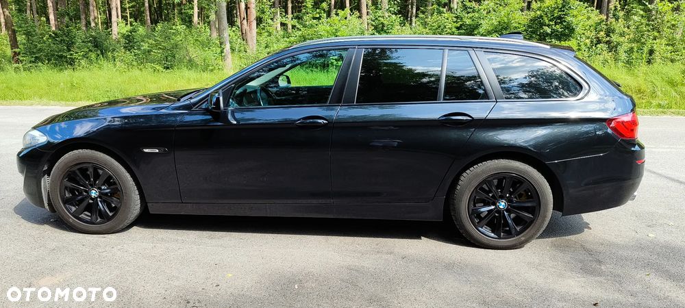 BMW Seria 5 520d - 7