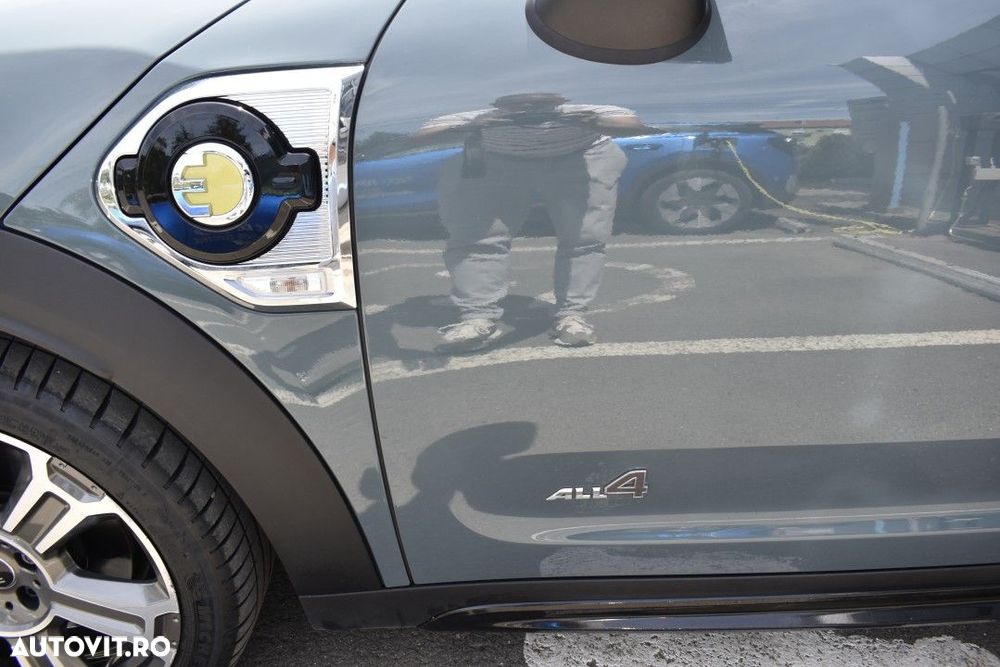 Mini Countryman Cooper SE ALL4 AT - 38