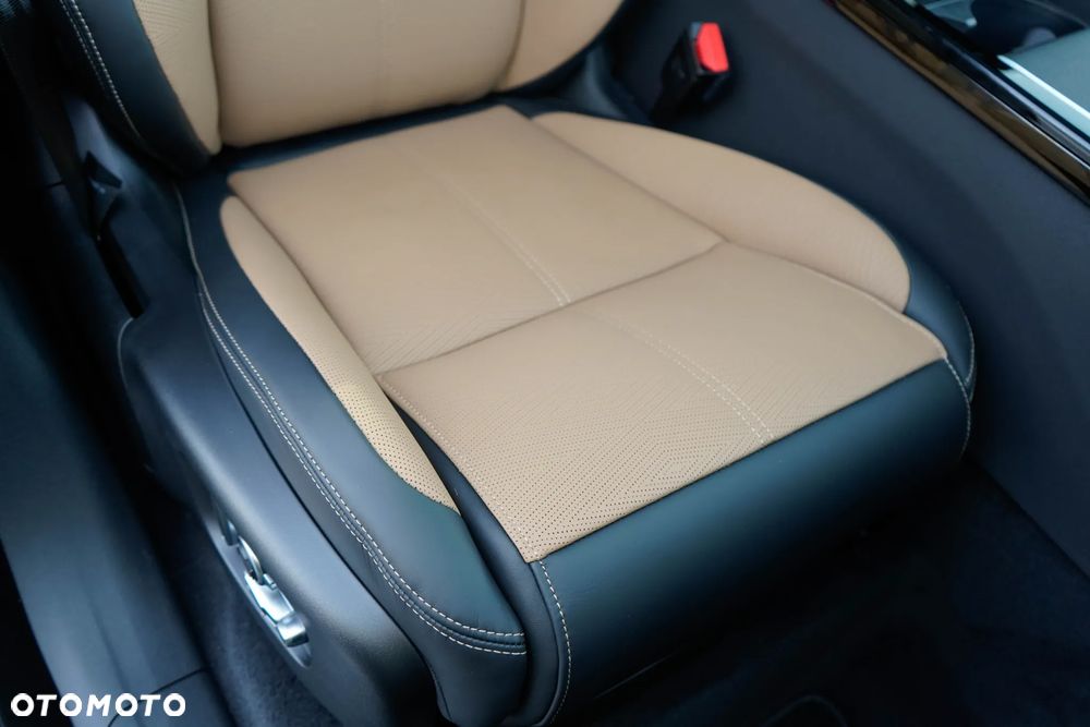 Land Rover Range Rover Velar 3.0 P400 mHEV Autobiography - 25
