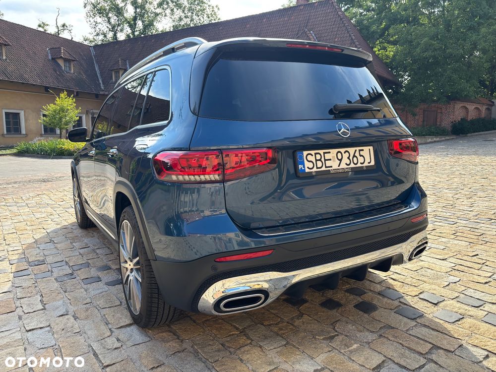 Mercedes-Benz GLB 250 8G-DCT AMG Line - 10