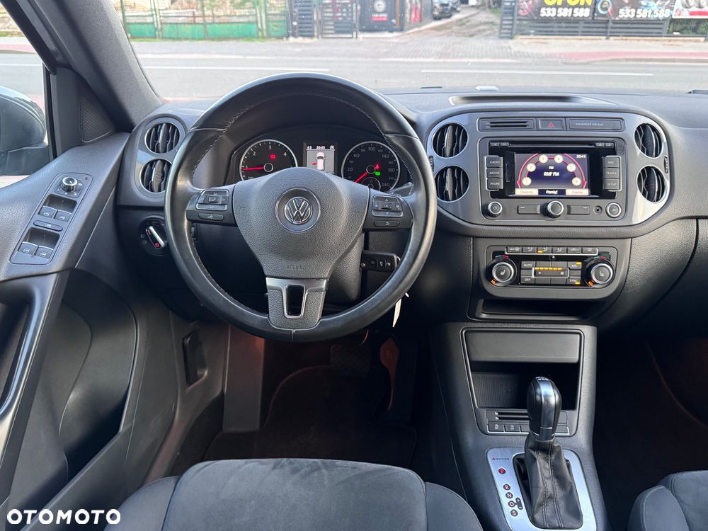 Volkswagen Tiguan 2.0 TDI DPF 4Motion BlueMotion Technology DSG Sport & Style - 28