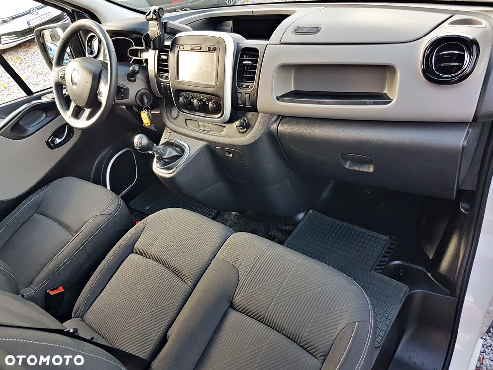 Renault TRAFIC - 23