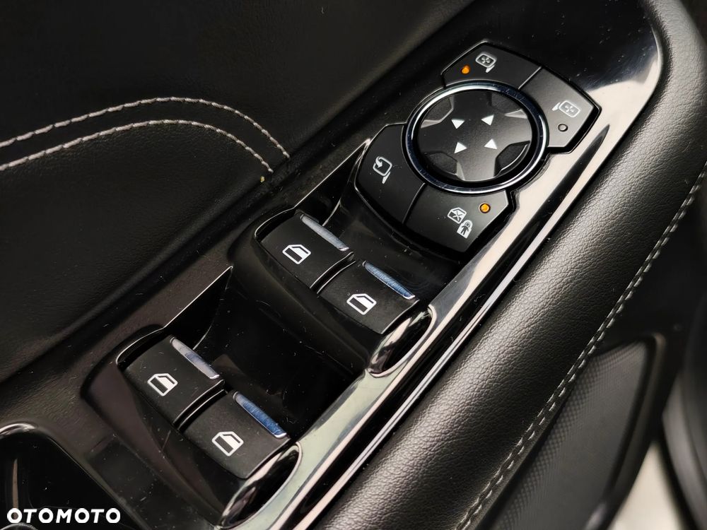 Ford S-Max 2.0 TDCi Titanium PowerShift - 33