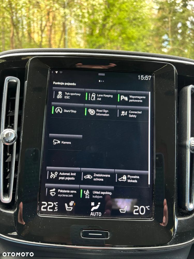 Volvo XC 40 T3 Momentum - 21