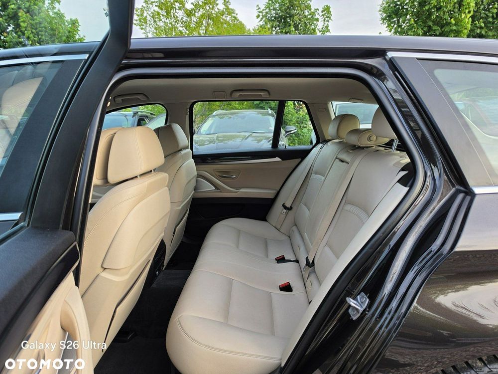 BMW Seria 5 535d xDrive - 26