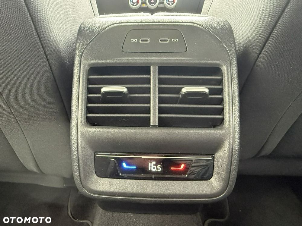 Skoda Superb 2.0 TSI 4x4 Selection DSG - 25