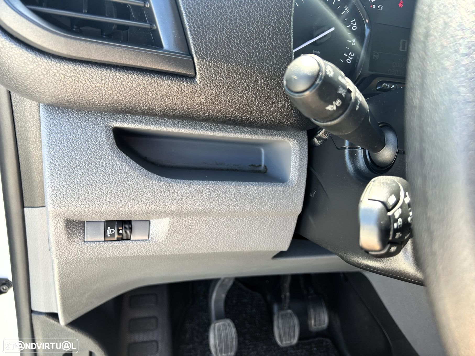 Peugeot Expert 1.5 BlueHDi L2H1 Standard - 13