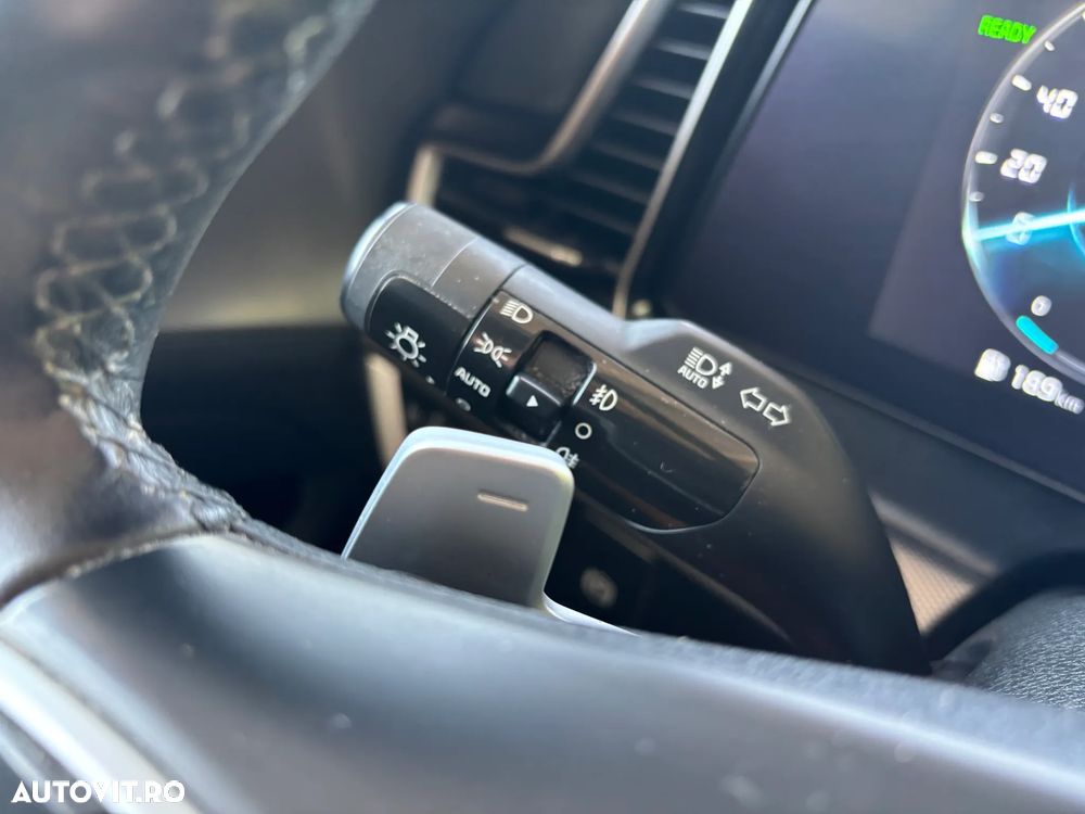 Kia Sportage 1.6 T-GDI HEV 6AT 4x2 Style - 19