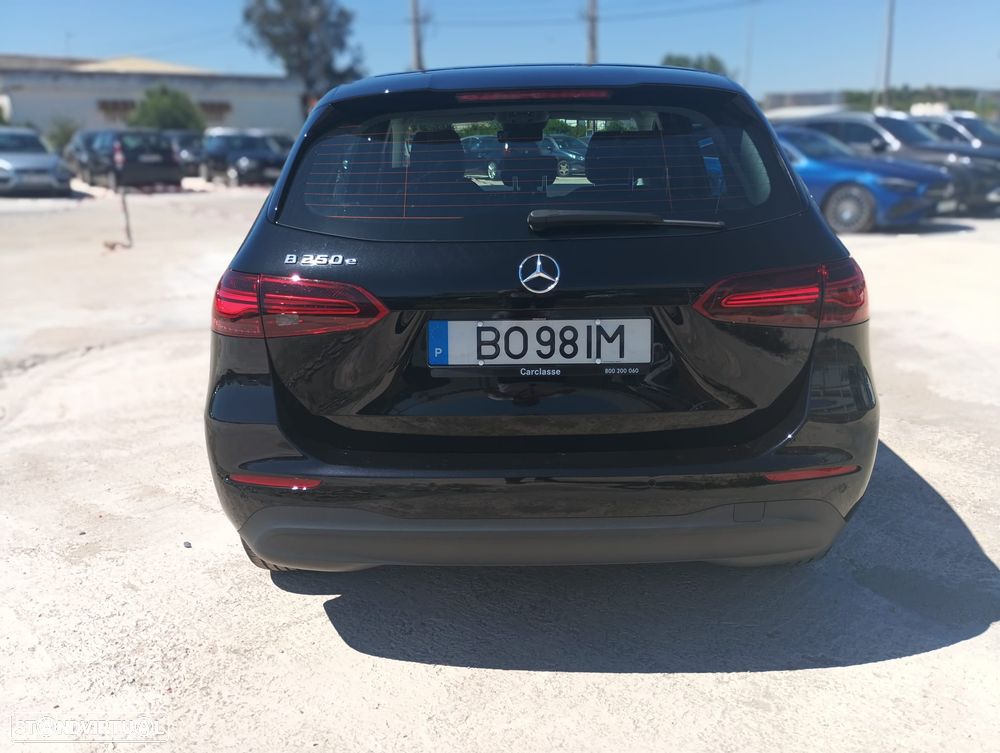 Mercedes-Benz B 250 e 8G-DCT - 9