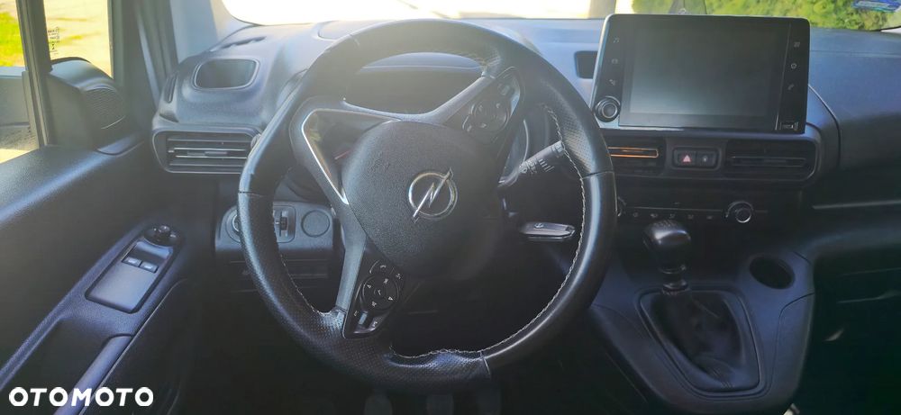 Opel Combo 1.2 Turbo Edition S&S - 9