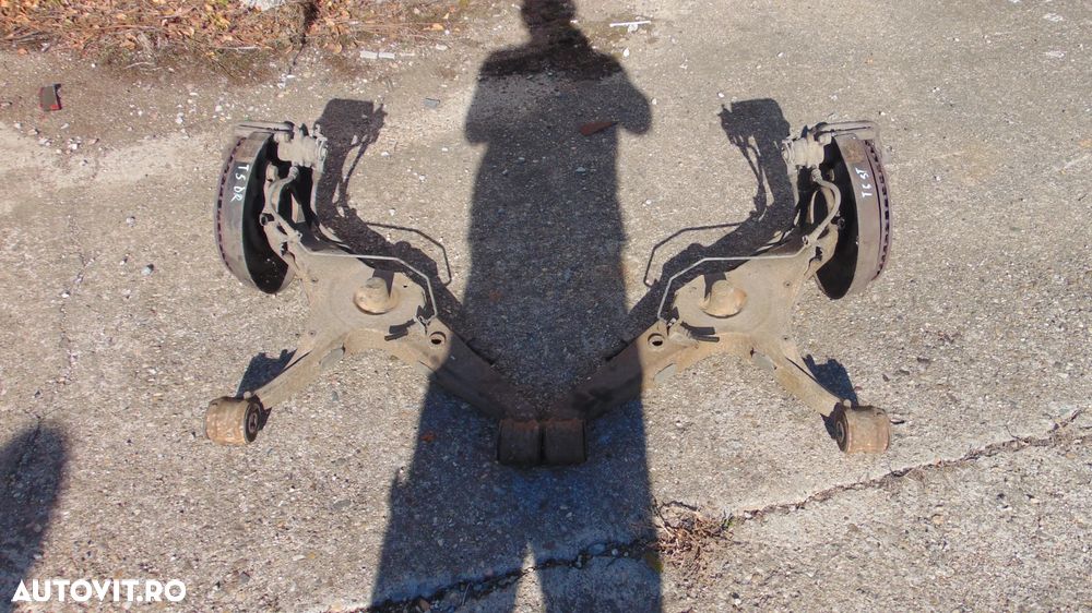 Fuzete spate+etrieri spate VW Transporter T5 2.0 an 2009-2015 - 4