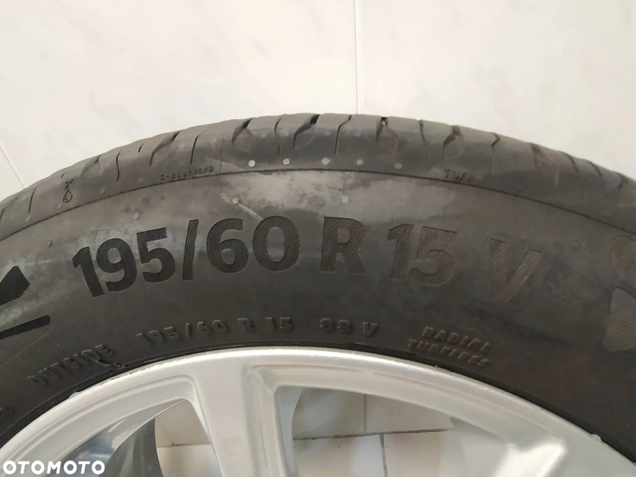FORD FIESTA MK6 MK7 MK8 B-MAX 6X15 ORYGINALNE FELGI ALUMINIOWE R15 ET45 4X108 OPONY CONTINENTAL 195/60 KOŁA - 3
