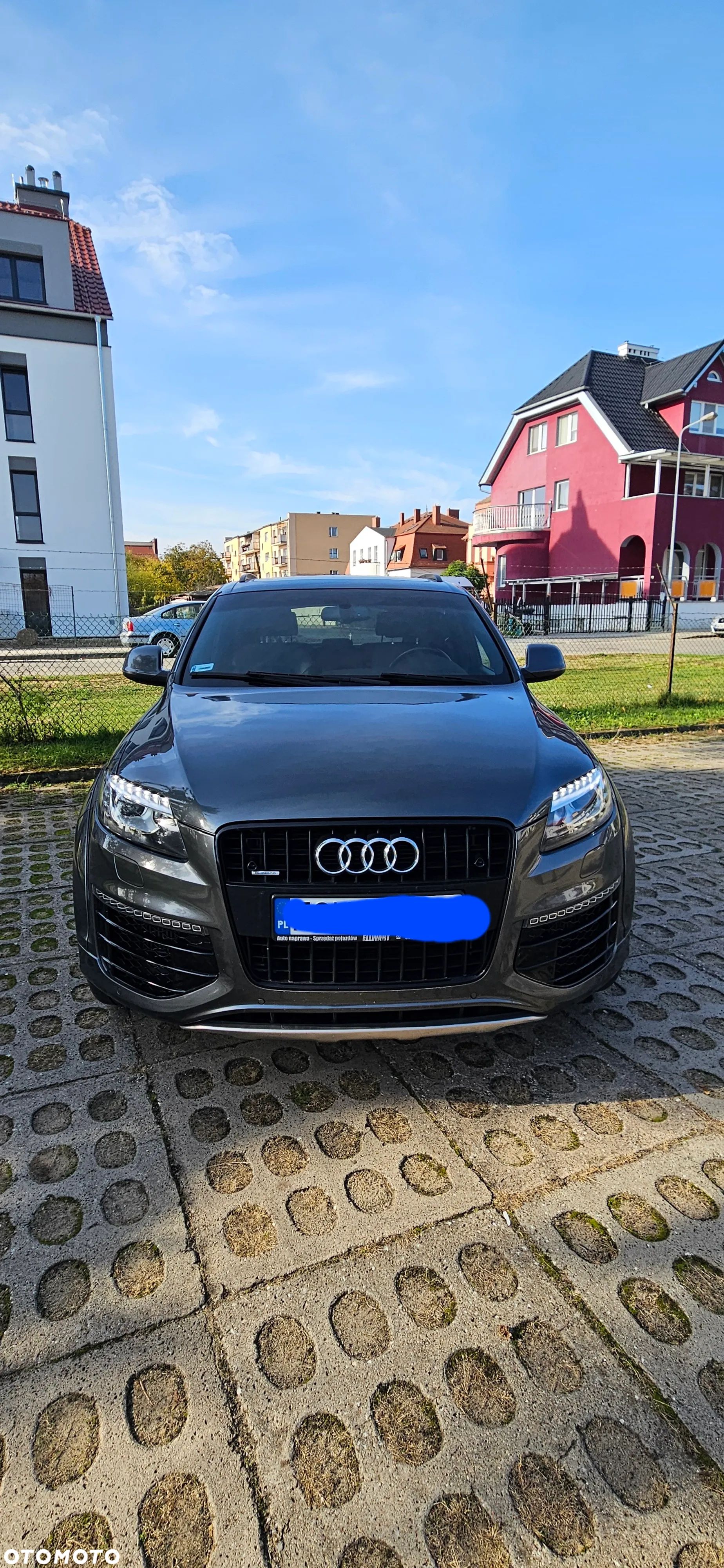 Audi Q7 - 1