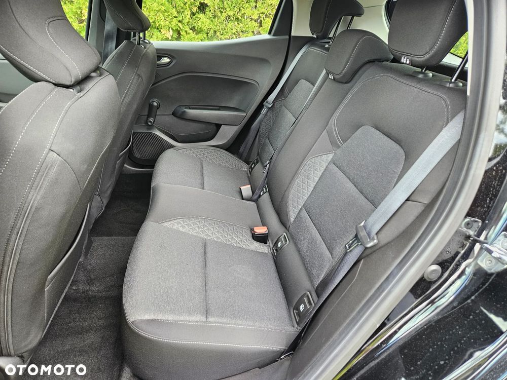 Renault Clio BLUE dCi 115 BUSINESS EDITION - 12
